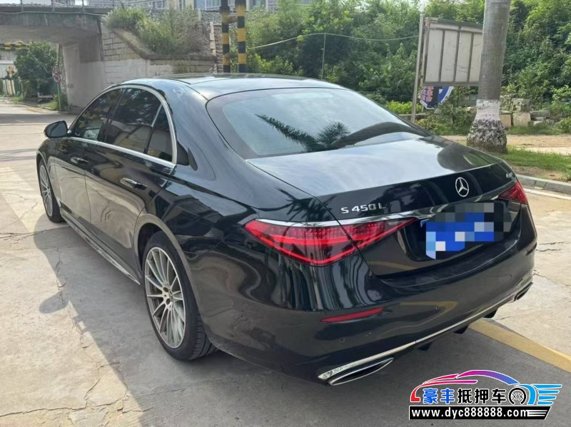 23年奔驰S轿车抵押车出售