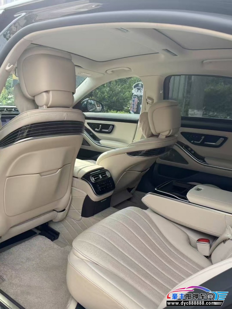 23年奔驰S轿车抵押车出售