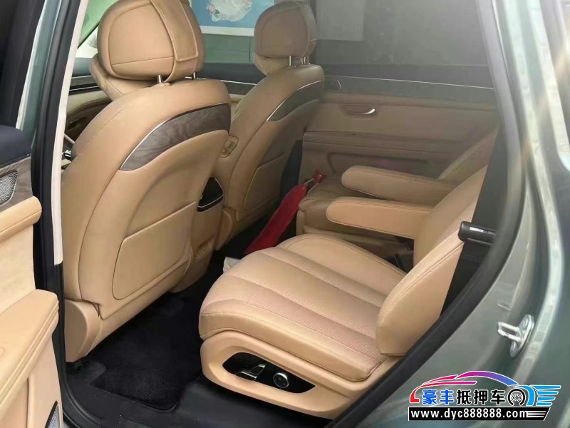 22年华为问界轿车抵押车出售