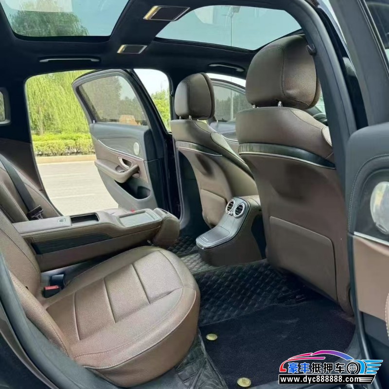 21年奔驰E轿车抵押车出售