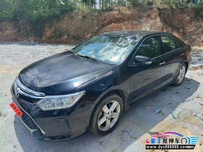 15年丰田凯美瑞轿车抵押车出售