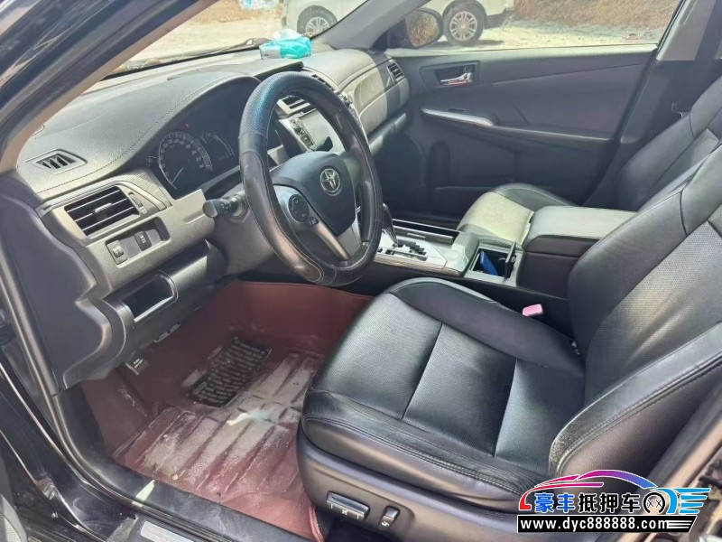 15年丰田凯美瑞轿车抵押车出售