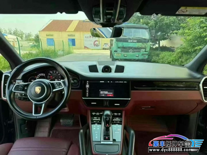 20年保时捷卡宴轿车抵押车出售