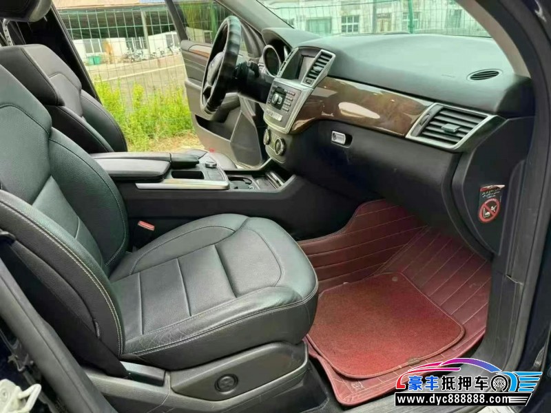 15年奔驰GLE轿车抵押车出售