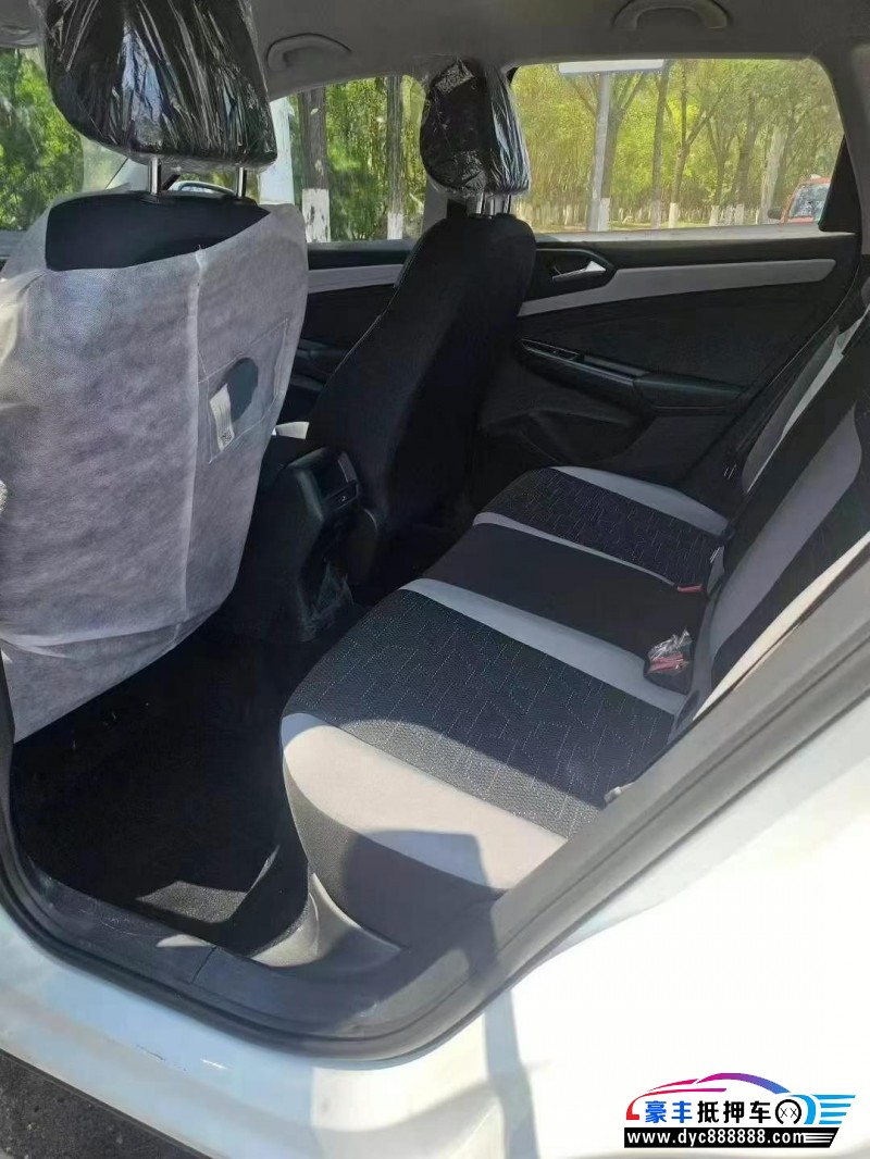 25年大众捷达轿车抵押车出售