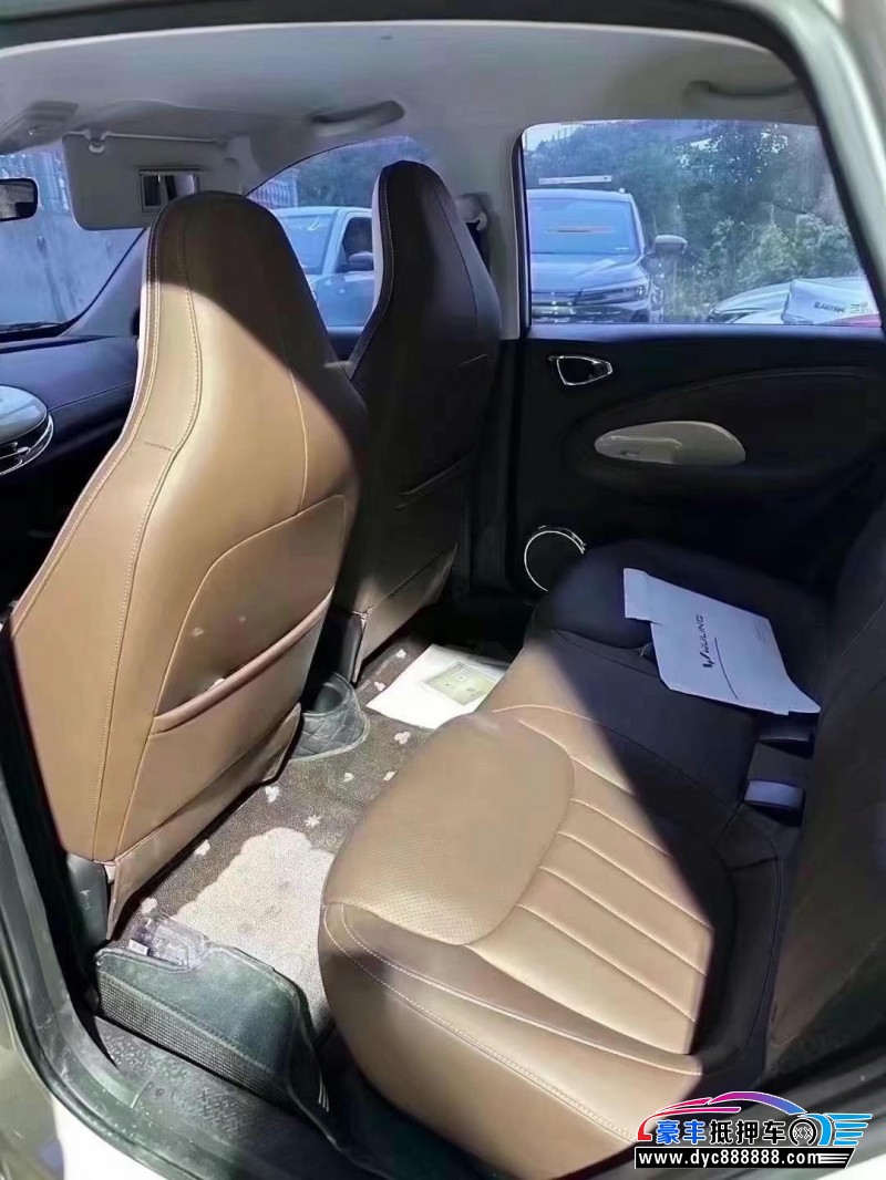 24年五菱缤果轿车抵押车出售