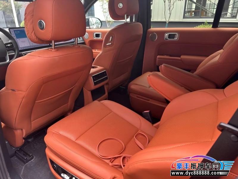 23年理想L8轿车抵押车出售