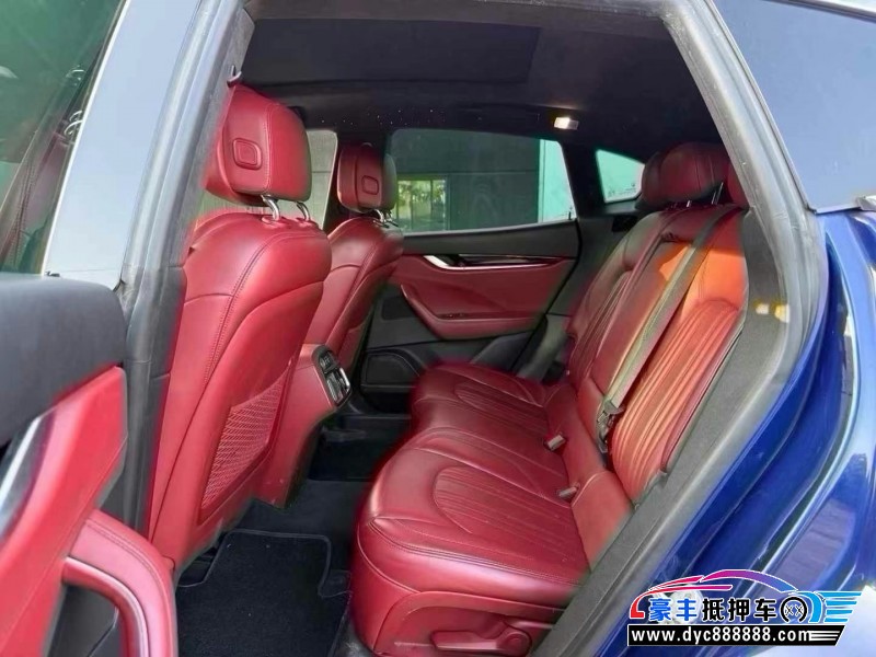 17年玛莎拉蒂莱万特轿车抵押车出售