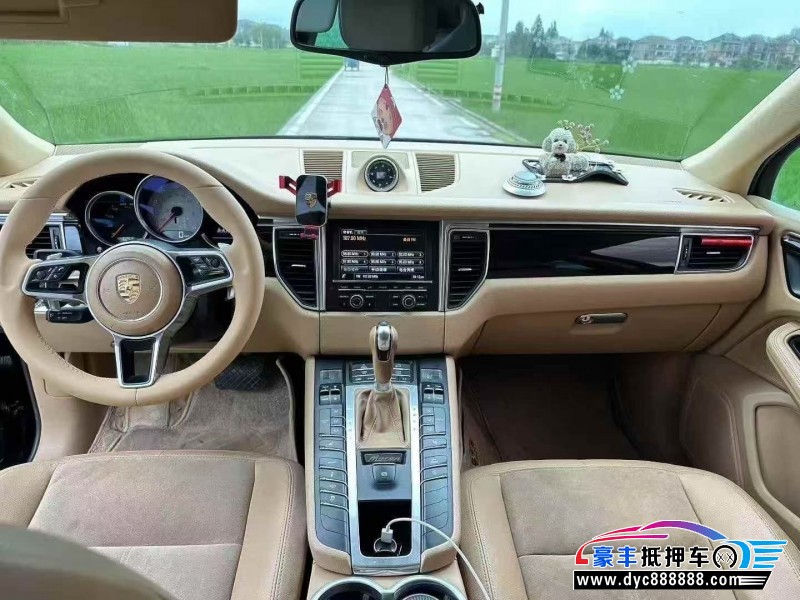 15年保时捷Macan迈凯轿车抵押车出售