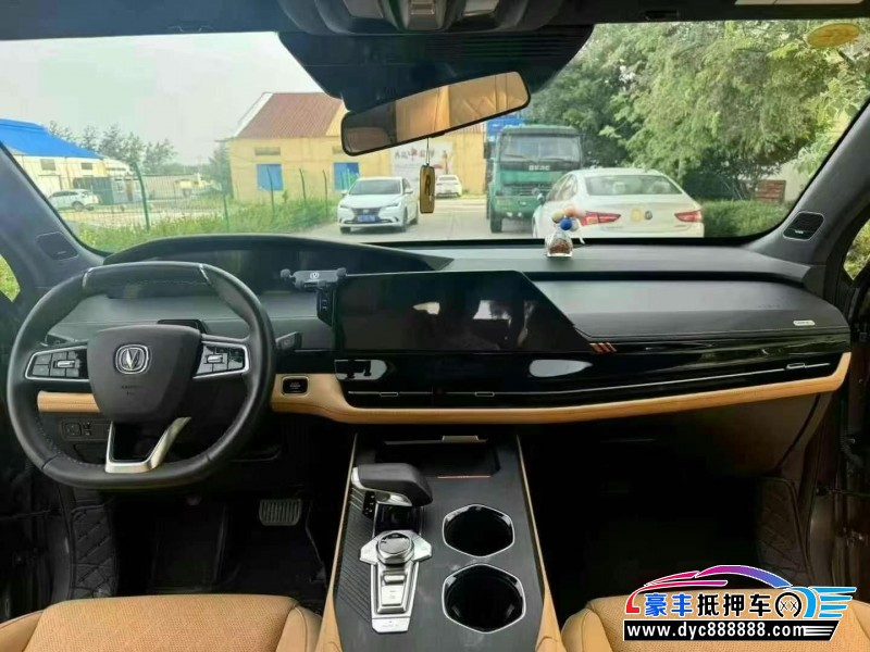 22年长安长安UNI轿车抵押车出售