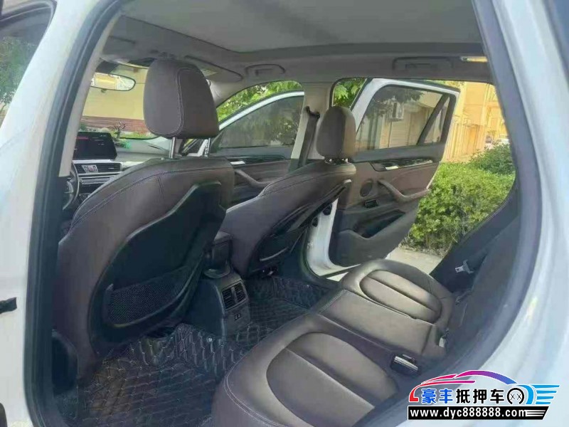 20年宝马X1轿车抵押车出售