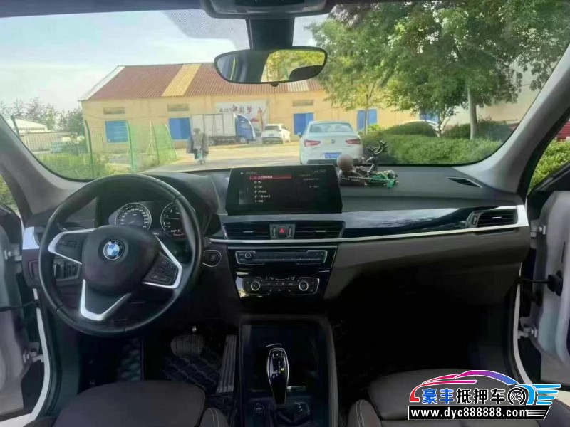 20年宝马X1轿车抵押车出售