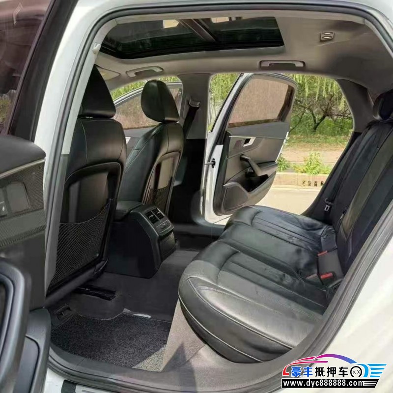 18年奥迪A4L轿车抵押车出售