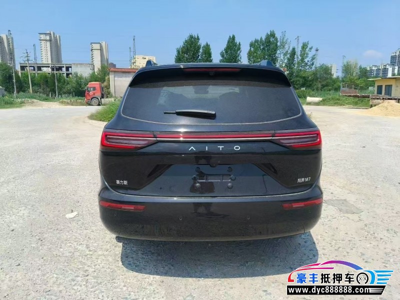 25年华为问界轿车抵押车出售