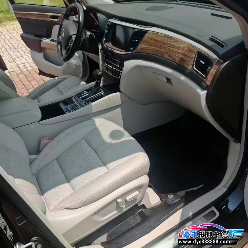 17年传祺GS8轿车抵押车出售