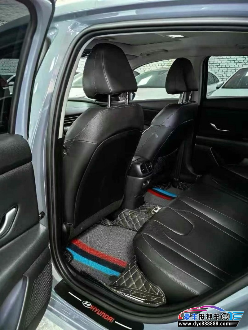 23年现代伊兰特轿车抵押车出售