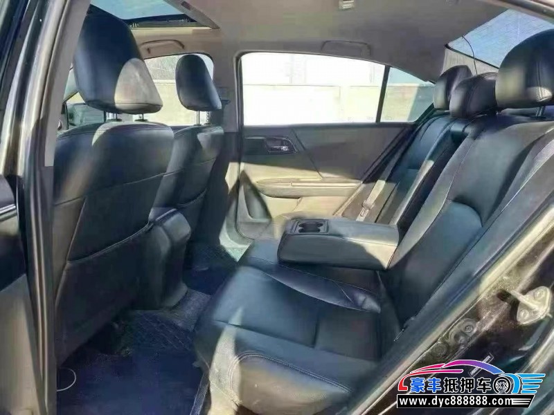 19年本田雅阁轿车抵押车出售