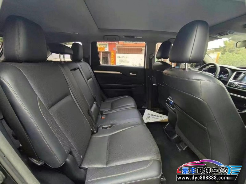 16年丰田汉兰达轿车抵押车出售