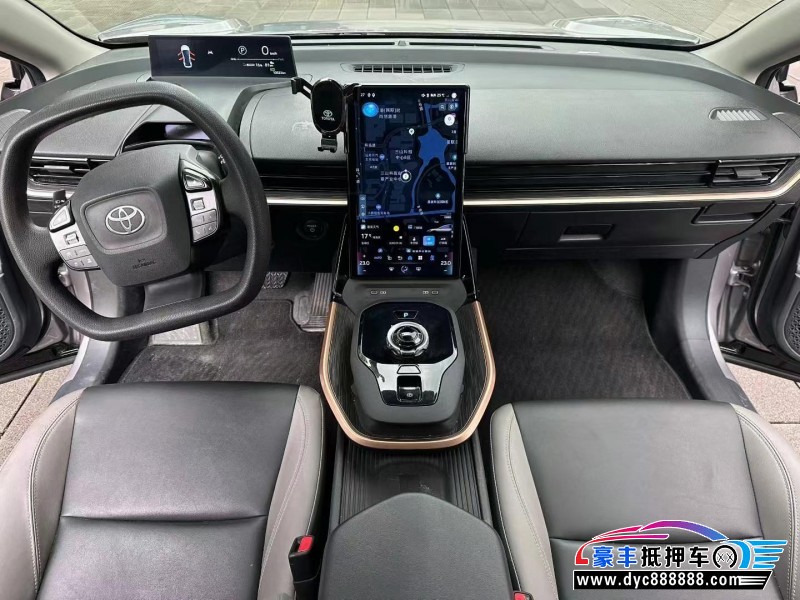 23年丰田BZ3轿车抵押车出售