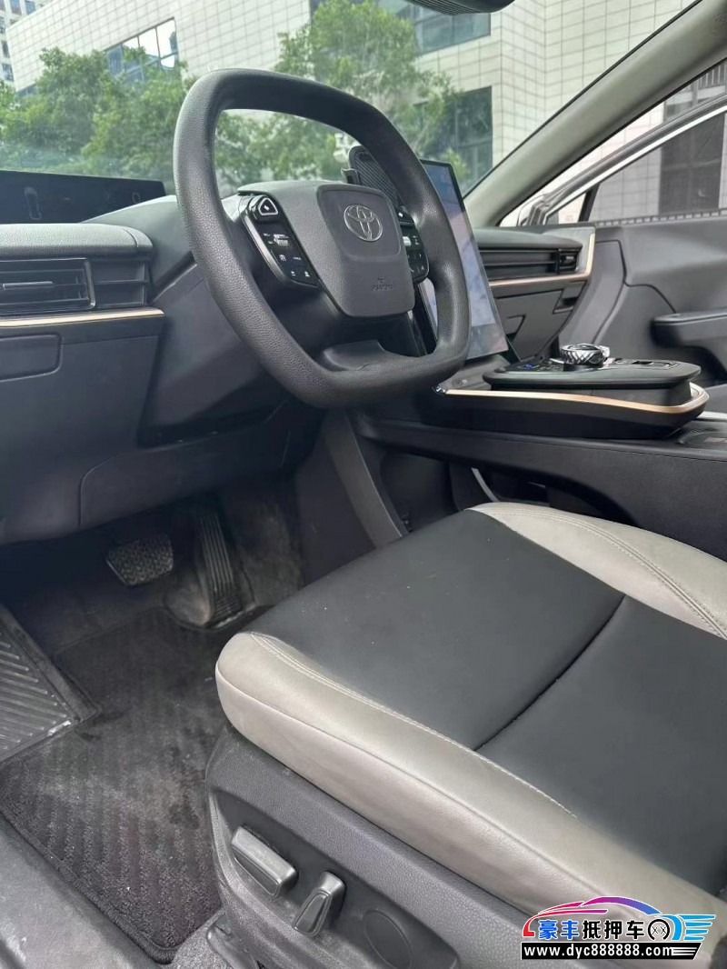 23年丰田BZ3轿车抵押车出售