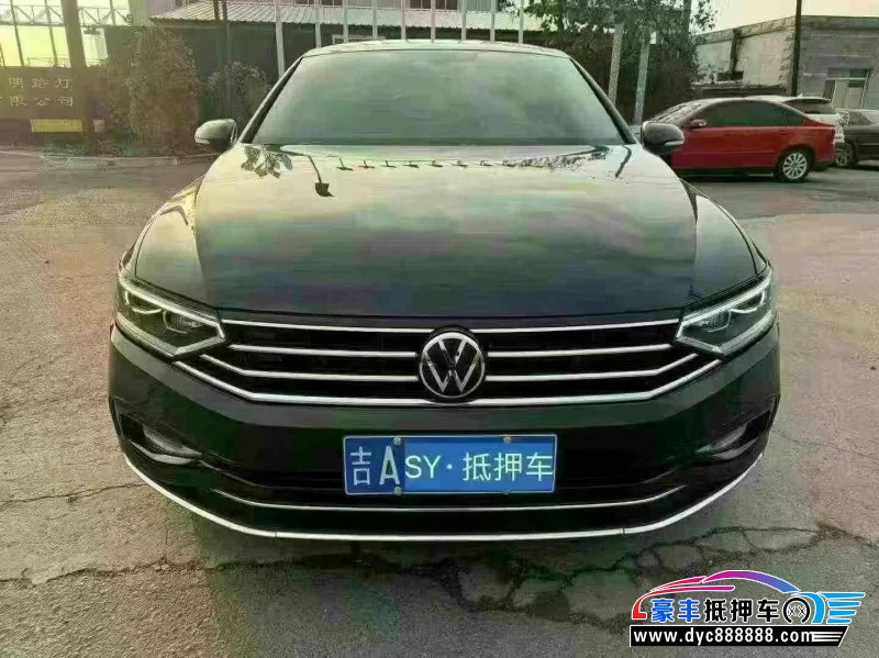 抵押车出售22年大众迈腾轿车