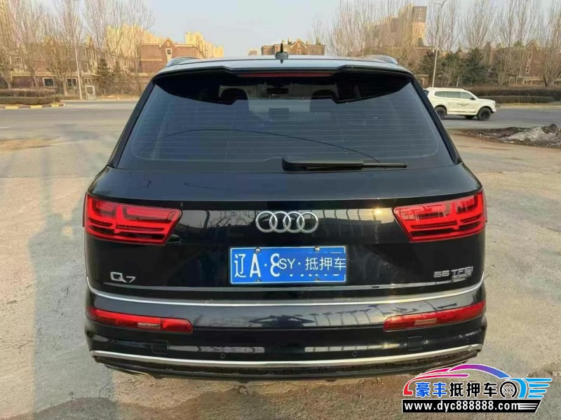 18年奥迪Q7轿车抵押车出售