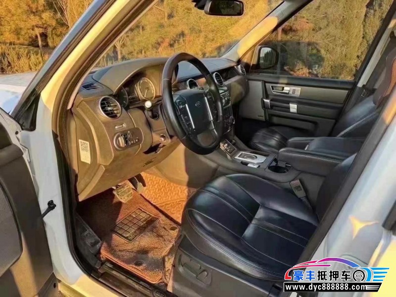 17年路虎发现4轿车抵押车出售