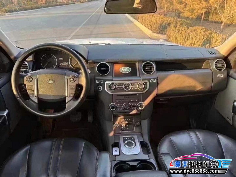 17年路虎发现4轿车抵押车出售