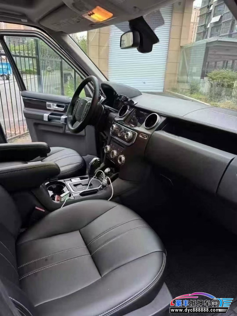 13年路虎发现4轿车抵押车出售