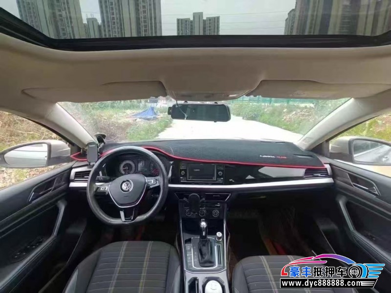 19年大众朗逸轿车抵押车出售