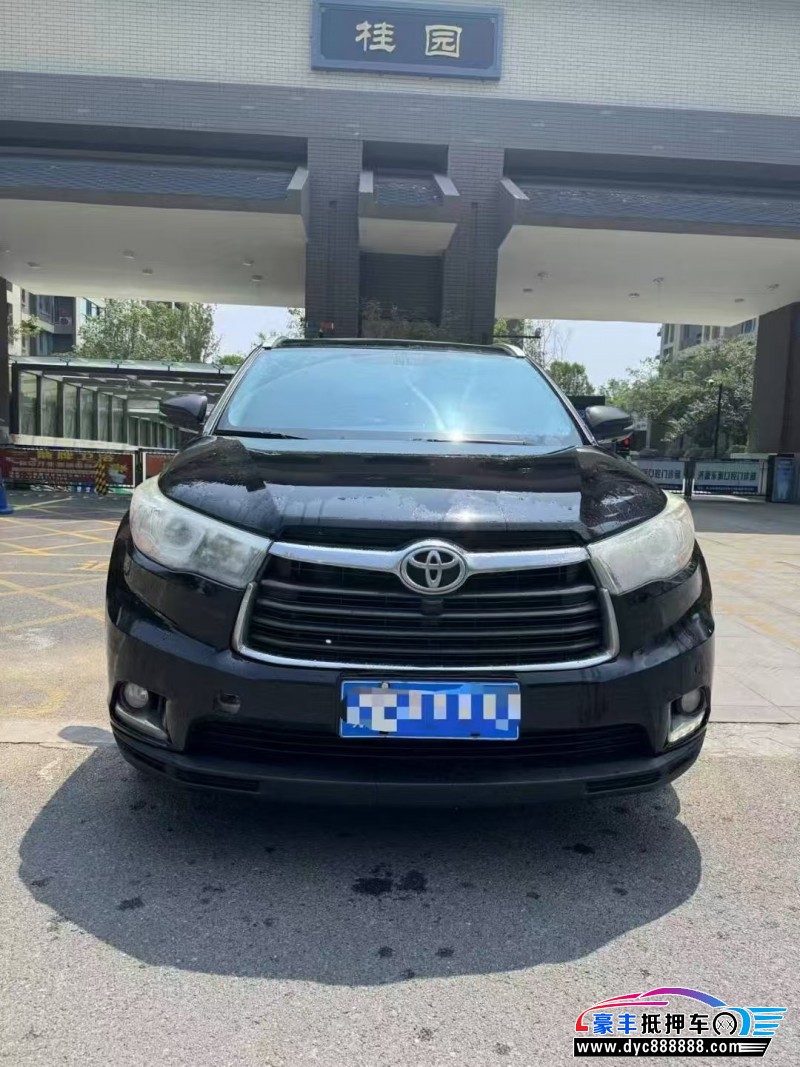 18年丰田汉兰达轿车抵押车出售