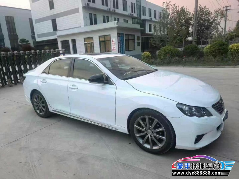 12年丰田锐志轿车抵押车出售