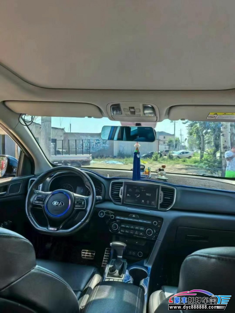 16年起亚KX5轿车抵押车出售