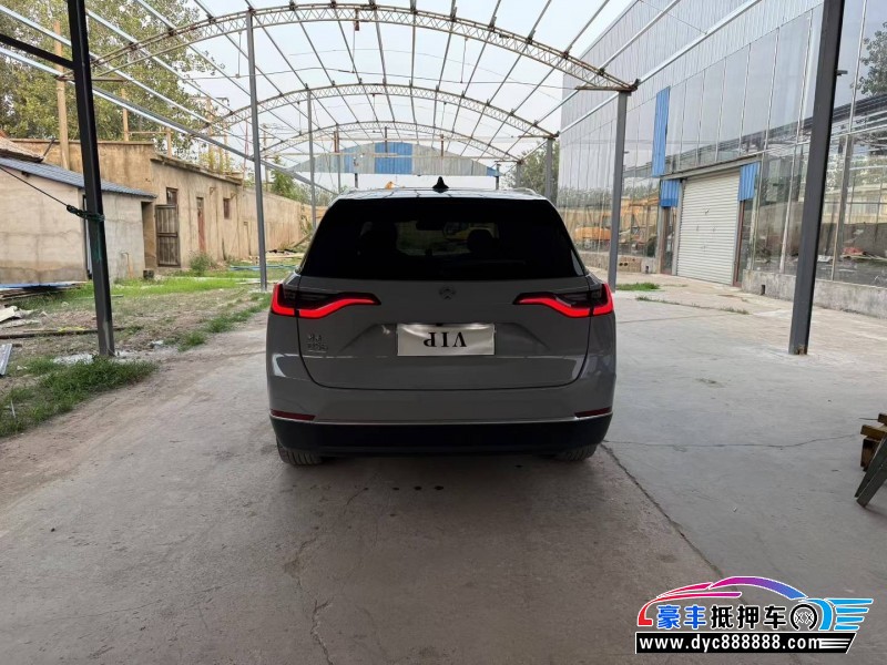 22年蔚来ES8轿车抵押车出售