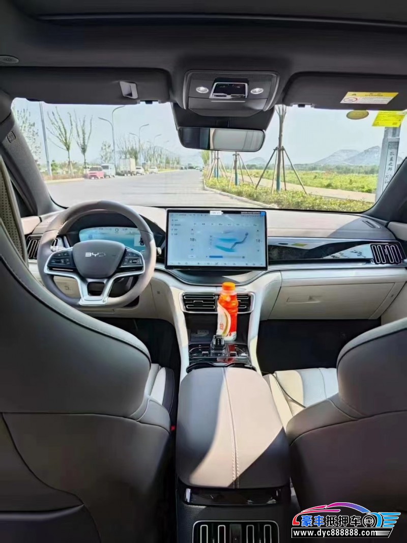 25年比亚迪宋轿车抵押车出售