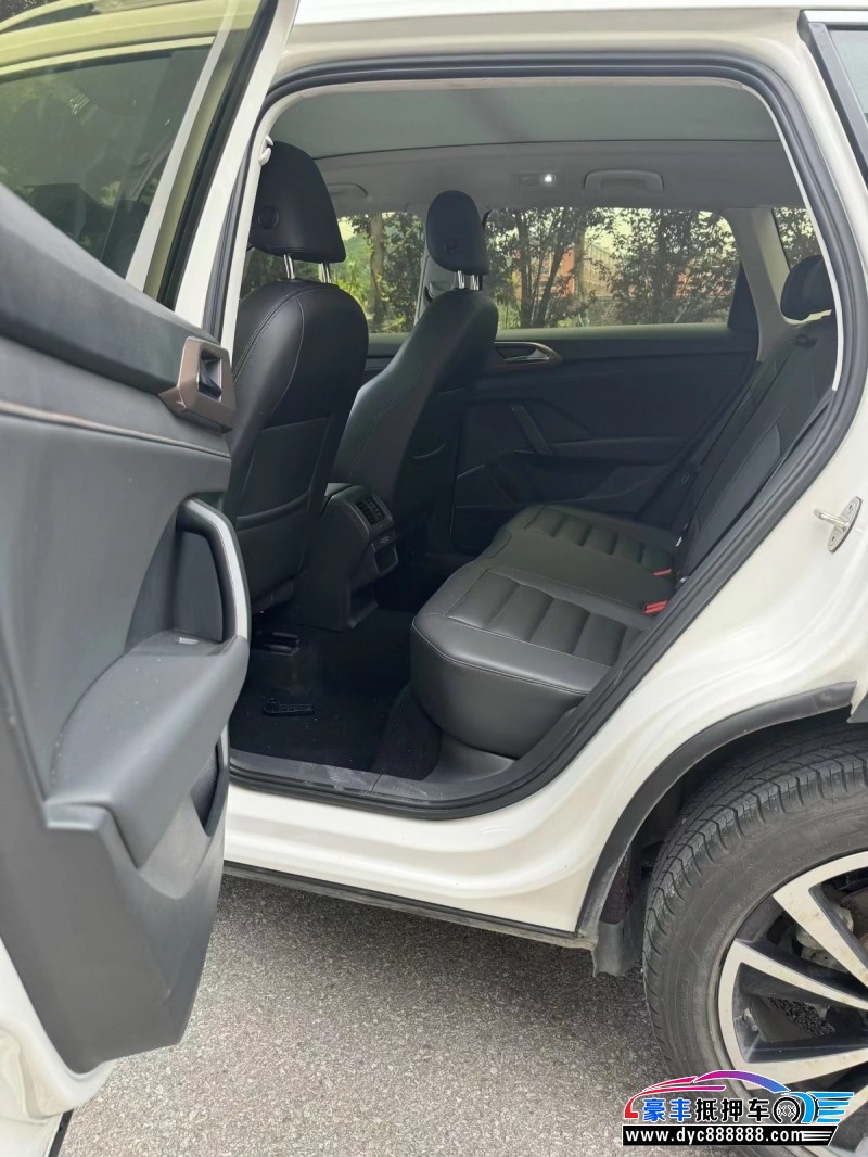 19年大众途岳轿车抵押车出售