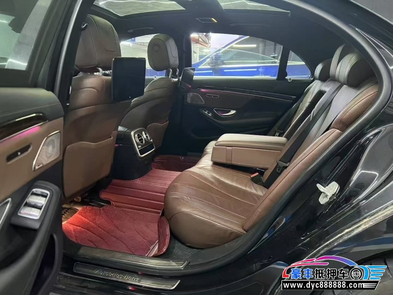 17年奔驰S轿车抵押车出售