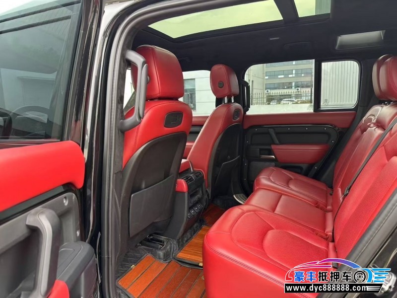 22年路虎卫士SUV抵押车出售