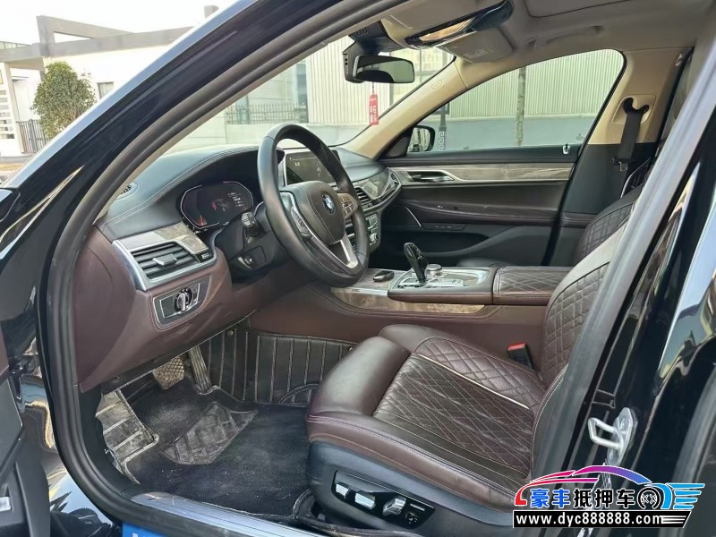 22年宝马7系轿车抵押车出售