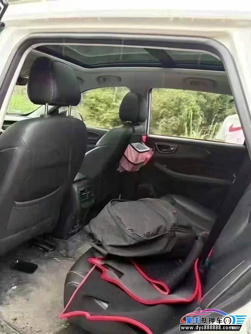 23年荣威RX5轿车抵押车出售