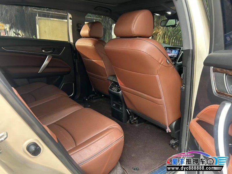 19年本田UR-V轿车抵押车出售