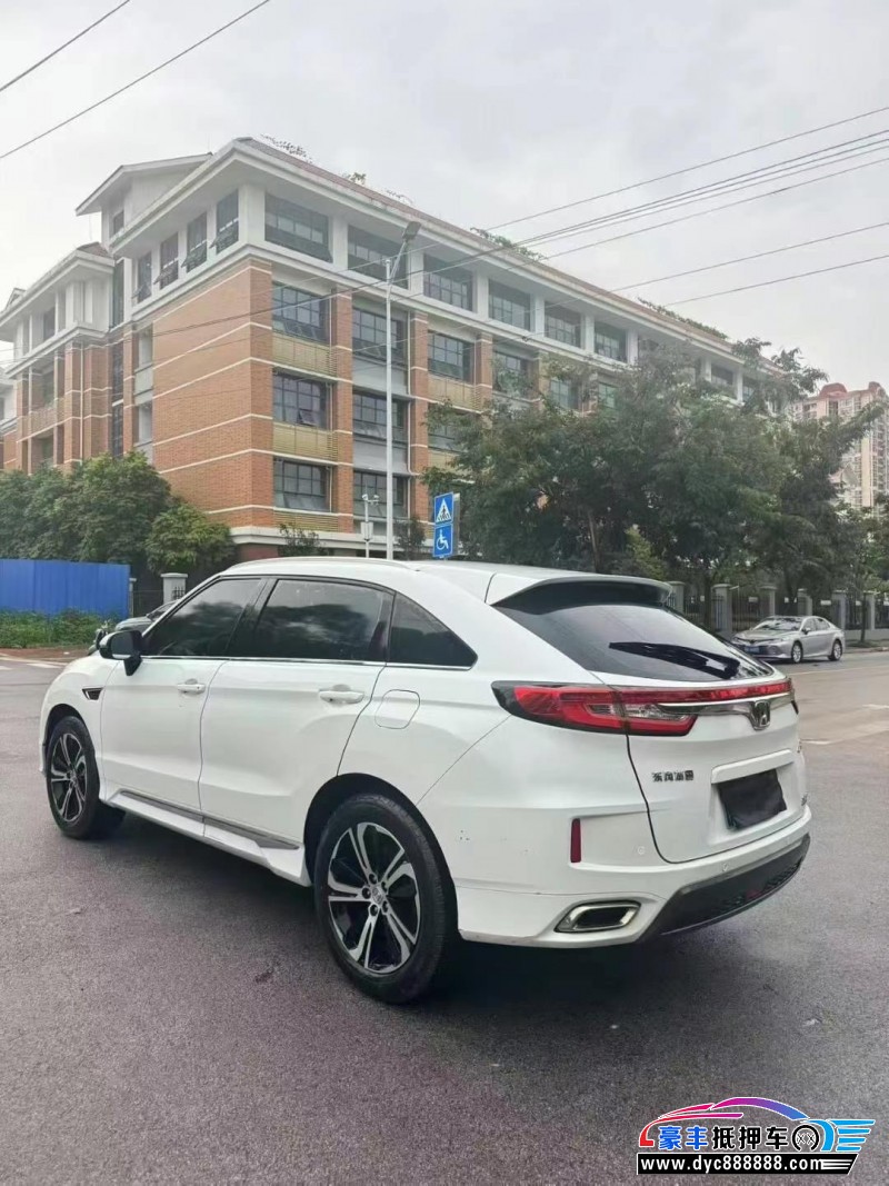 19年本田UR-V轿车抵押车出售