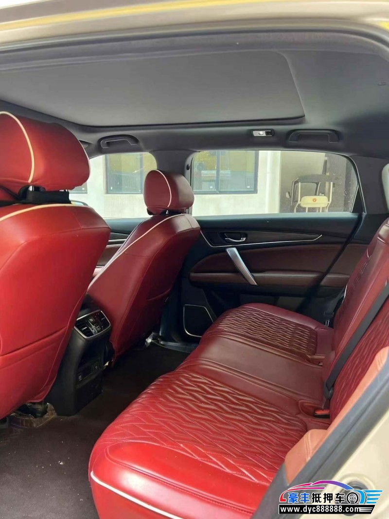 19年本田UR-V轿车抵押车出售