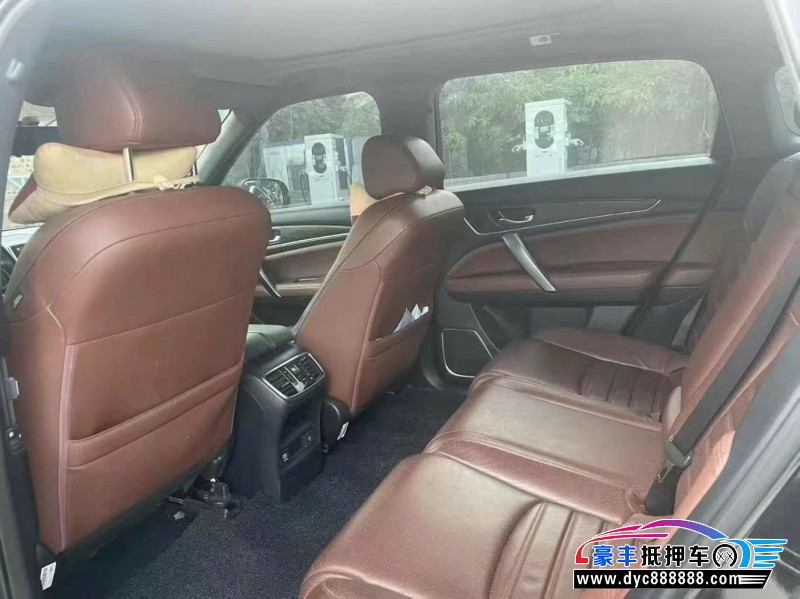 18年本田UR-V轿车抵押车出售