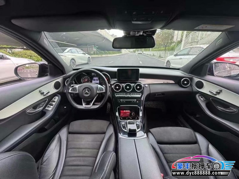 17年奔驰C轿车抵押车出售