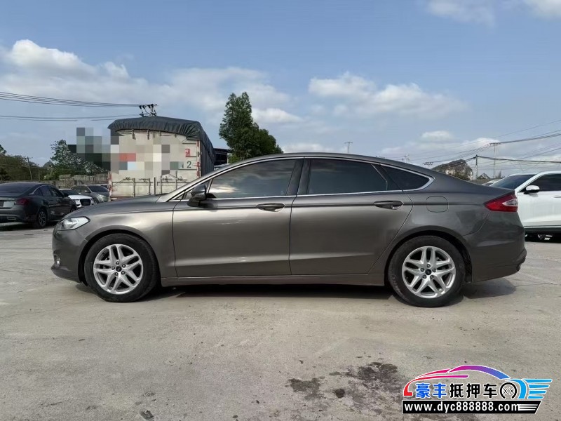 16年福特蒙迪欧轿车抵押车出售