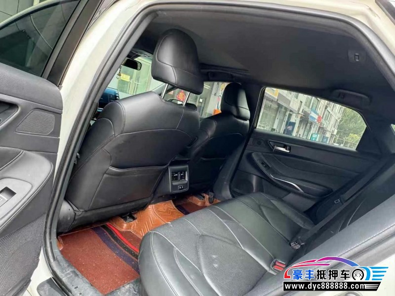 22年丰田亚洲龙轿车抵押车出售