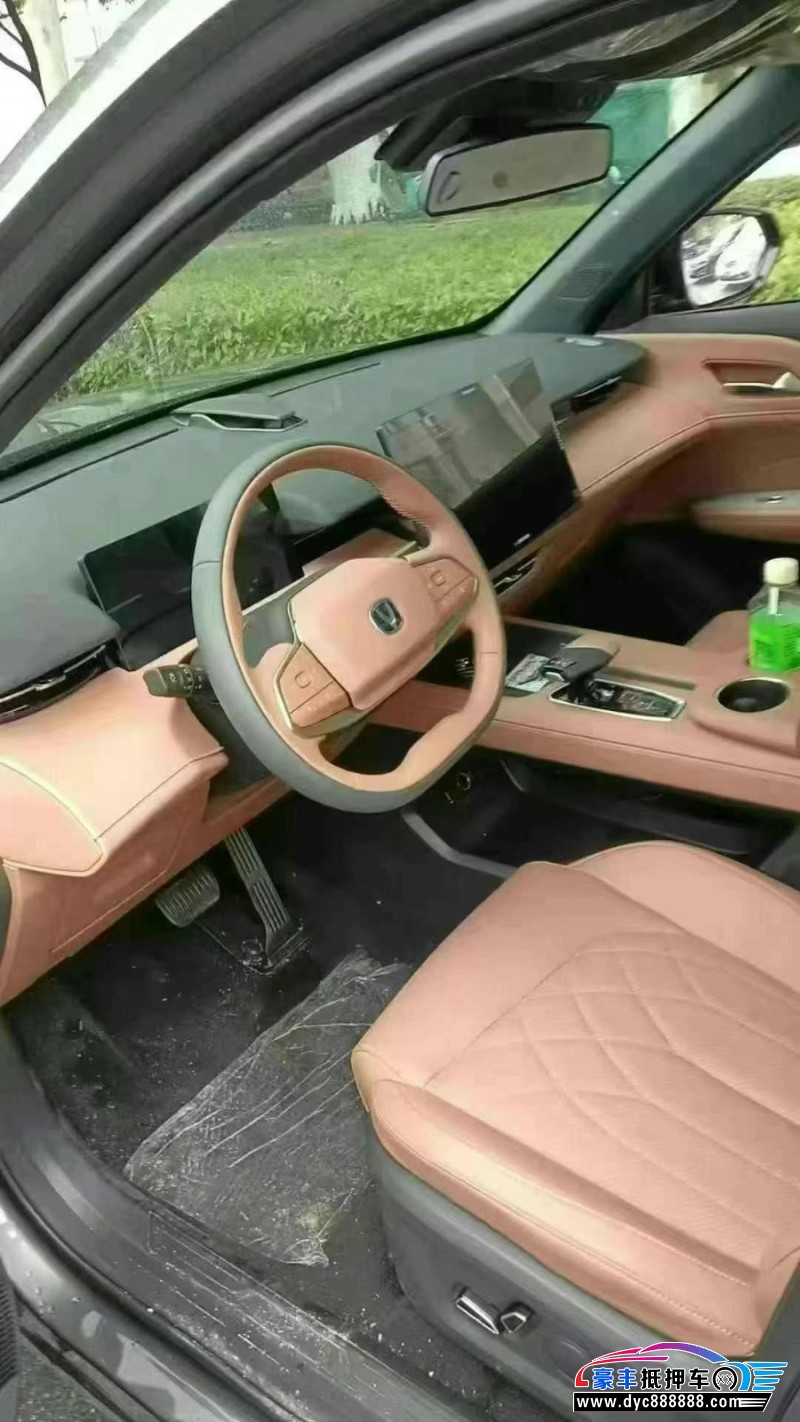 25年长安长安UNI轿车抵押车出售