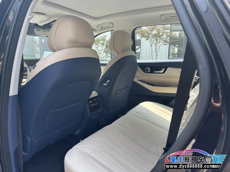 25年奇瑞风云轿车抵押车出售