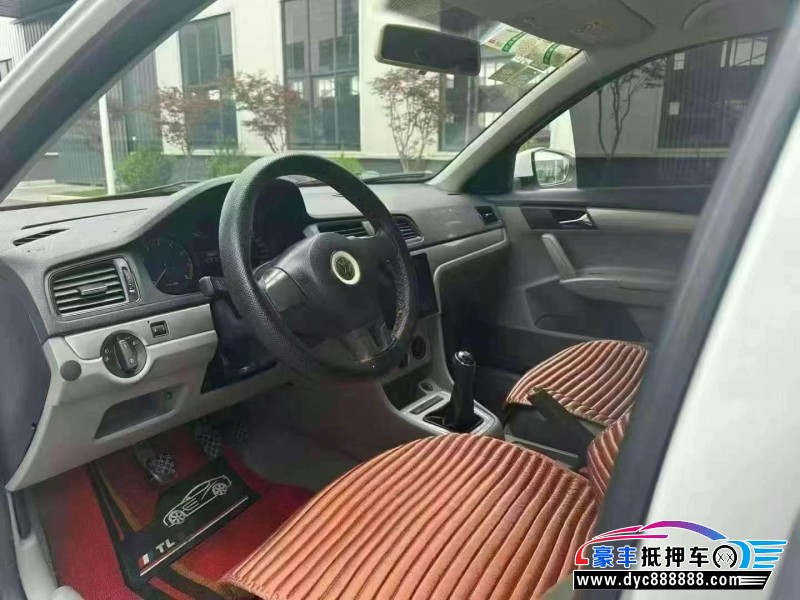 19年大众朗逸轿车抵押车出售